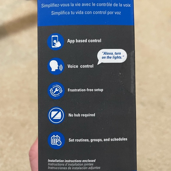 NIB Eaton Wi-Fi smart duplex receptacle - Picture 2 of 6